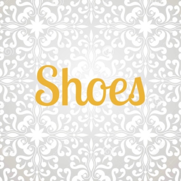 Shoes Shoes